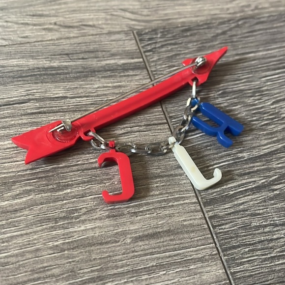 1940s Celluloid Early Plastic Patriotic Red Arrow Brooch w Charms K J C Initials - Picture 6 of 17